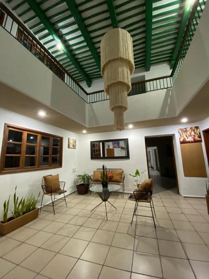 Casa Colonial Gonzalez Hotel Mérida Exterior photo